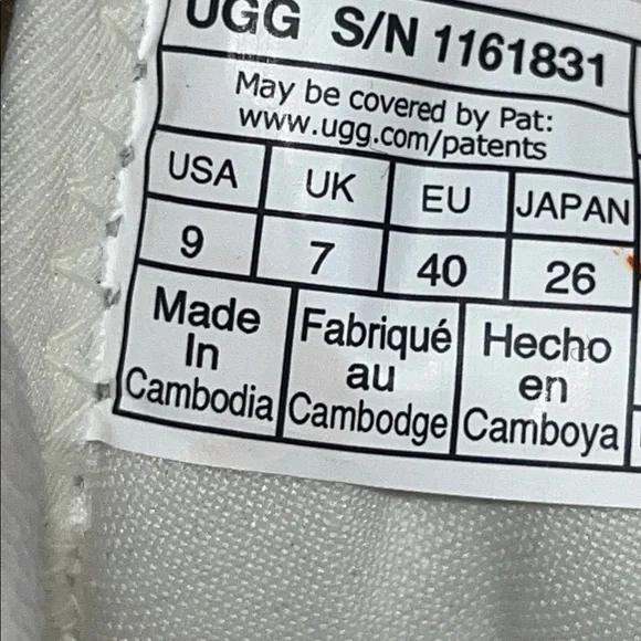 UGG CAPTRAIL HIGH - Picture 5 of 6